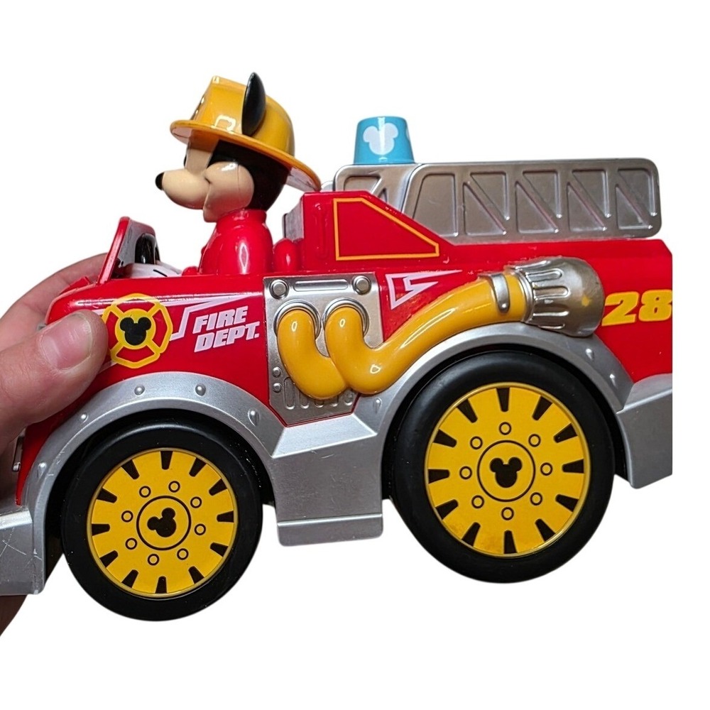 Disney‎ Mickey Mouse Fire Truck RC Vehicle Jamin Products 2.4 GHz Red No Remote